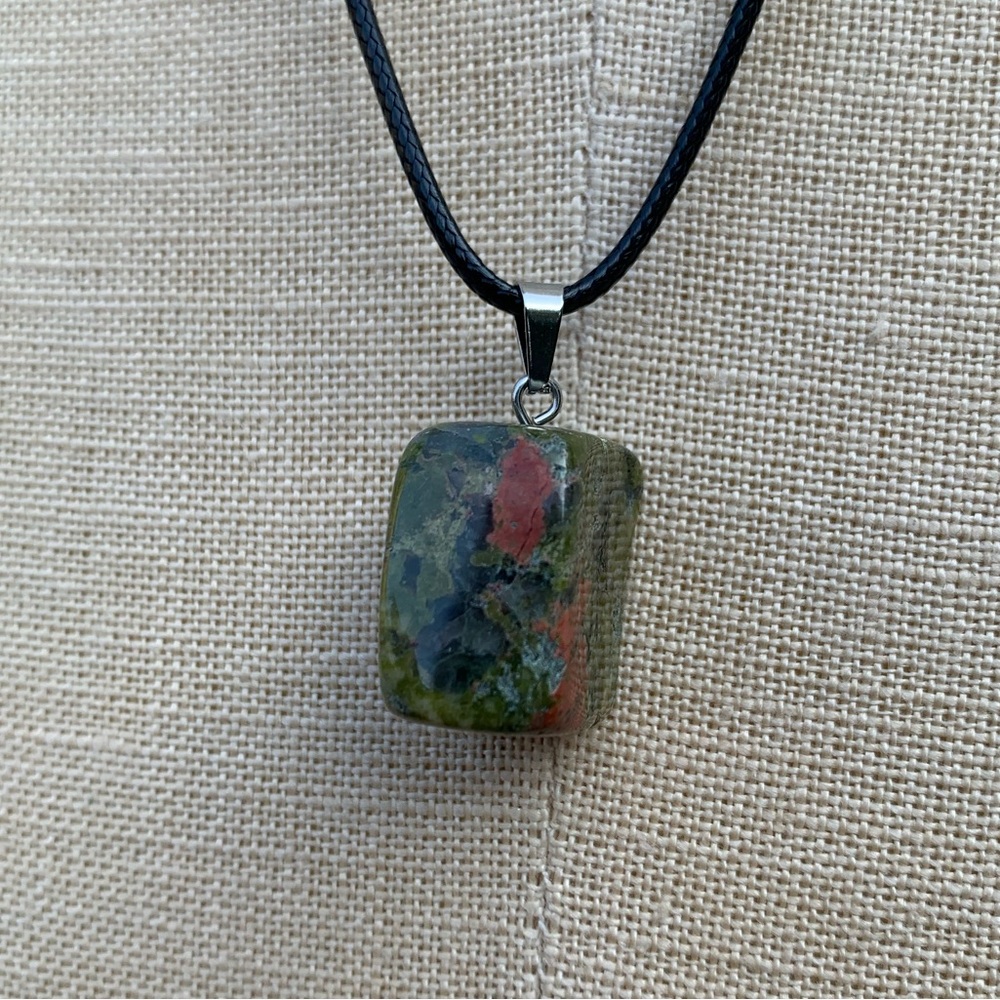 Handmade Genuine Stone Chunk Amulet Necklace - Picture 13 of 13